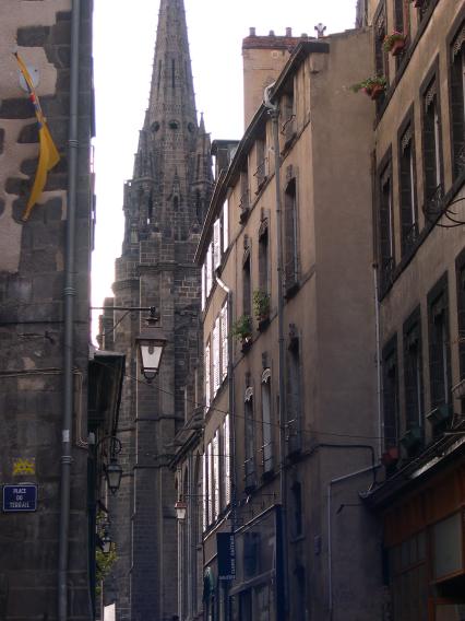 Une des flèches de la cathédrale